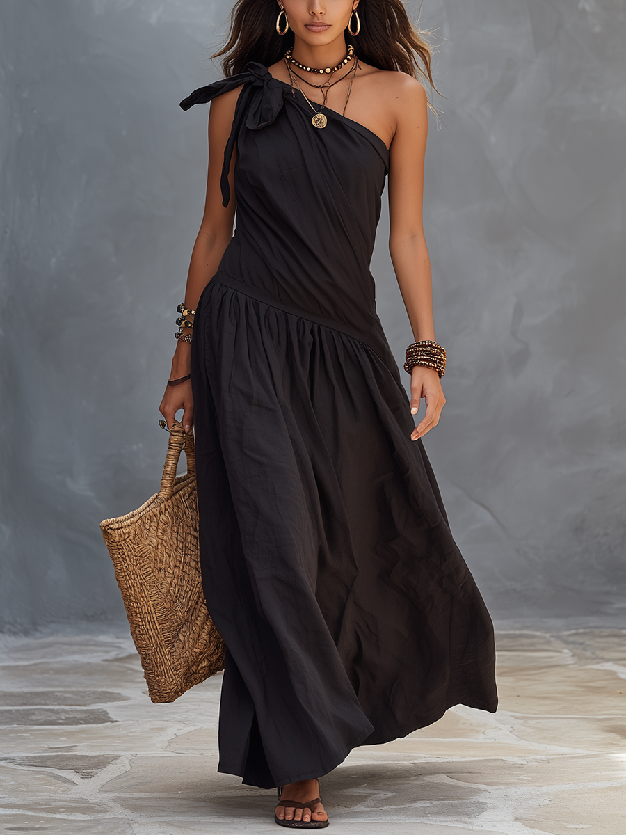Salomé - Black One-Shoulder Maxi Dress