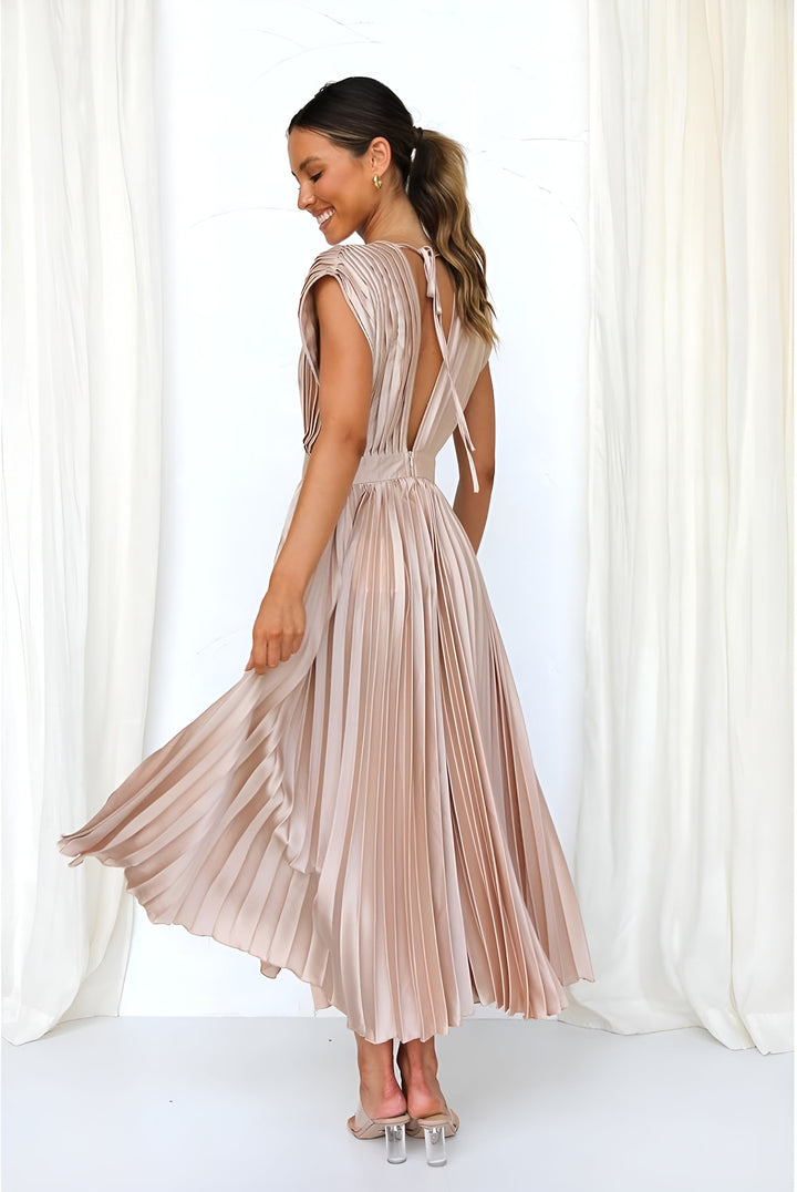 Selina | Pleated Sleeveless Dress with Zip Detail