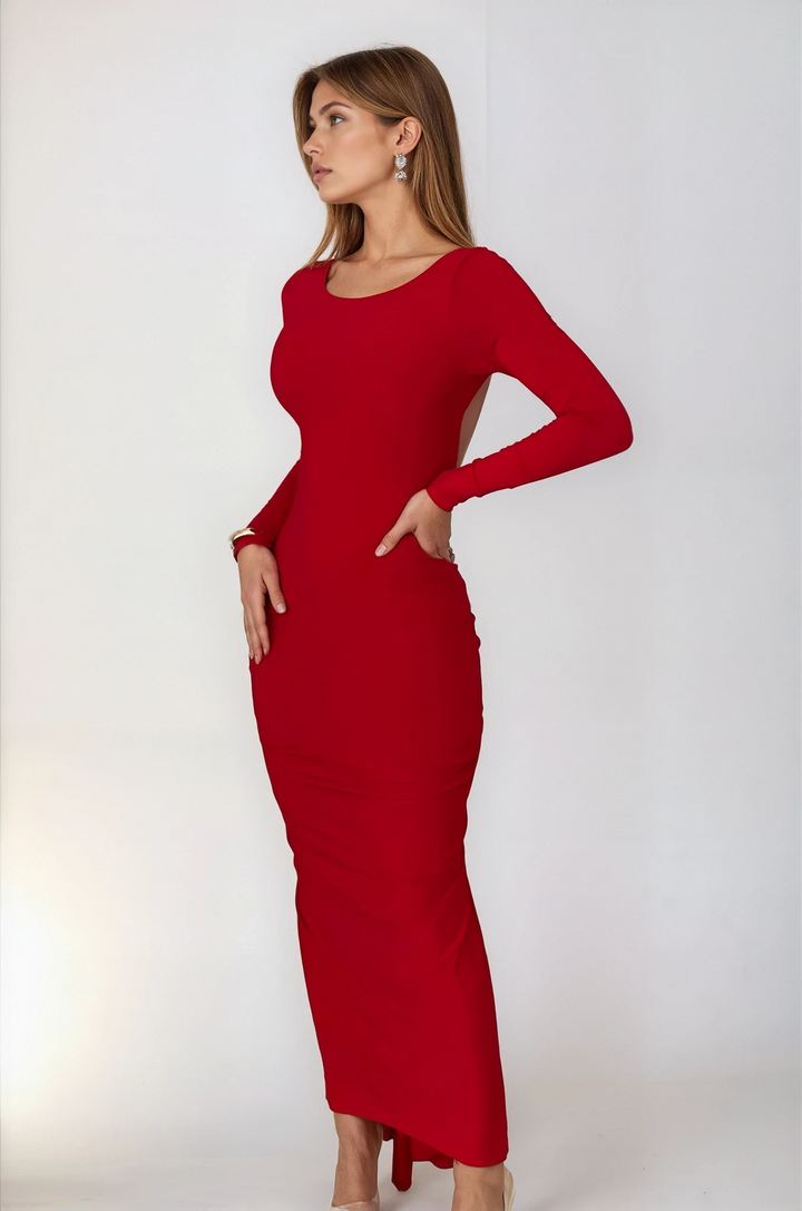 Agatha | Vestido Elegante com Costas Abertas