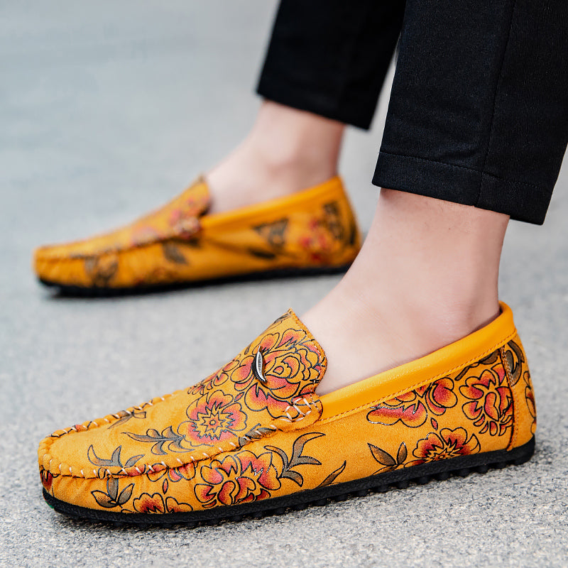Mocassins de Couro com Design Colorido