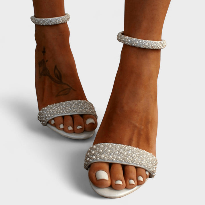 Chelsea | Sandals