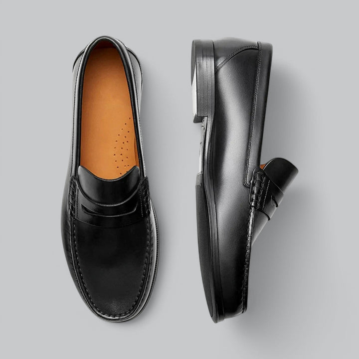 Sapatos de vela em pele elegantes