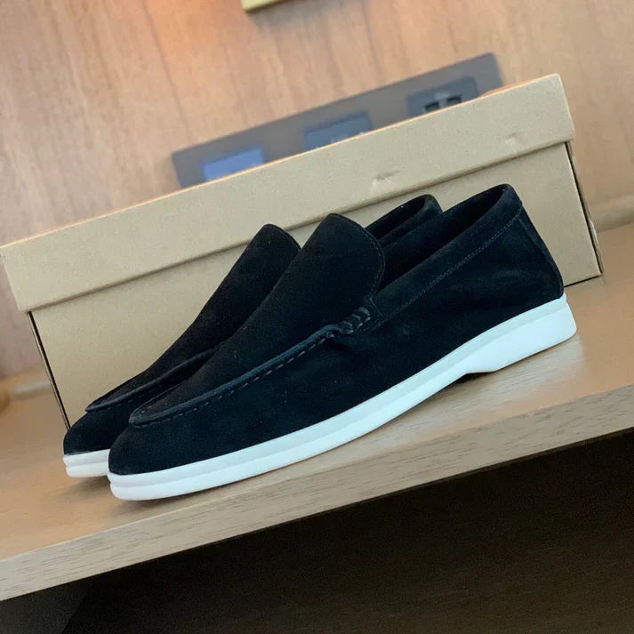 Mocassins Elegantes em Camurça