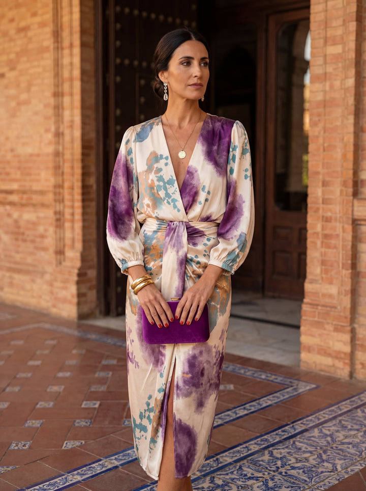 Valéria - Elegant V-neck Dress