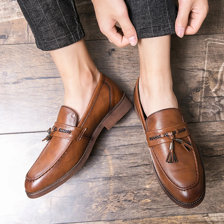 Mocassins de couro para menina