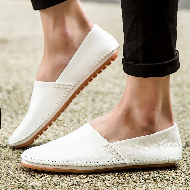 Mocassins de Couro Leves