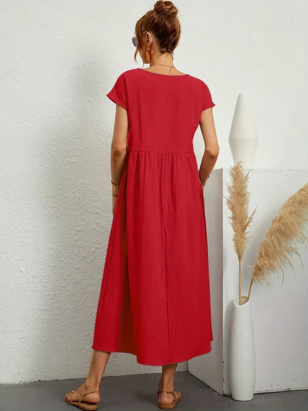 Gabriel™ — Elegante vestido midi com design fluido