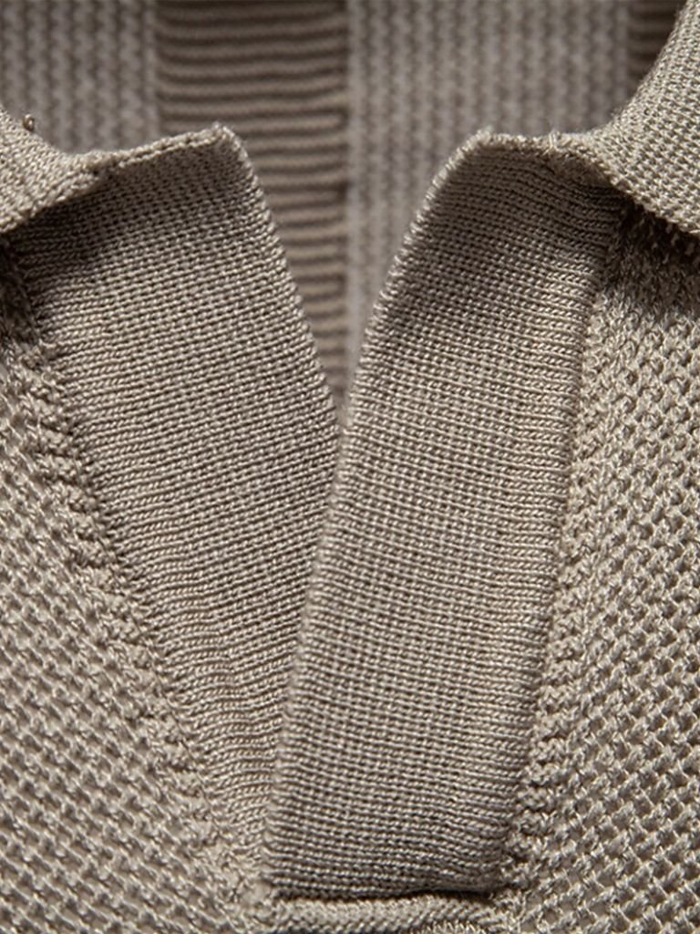 Mikael™ | Polo Bege Antigo