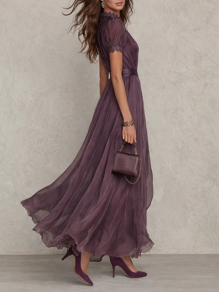 Flávia | Elegant long purple dress with teardrop neckline and lace