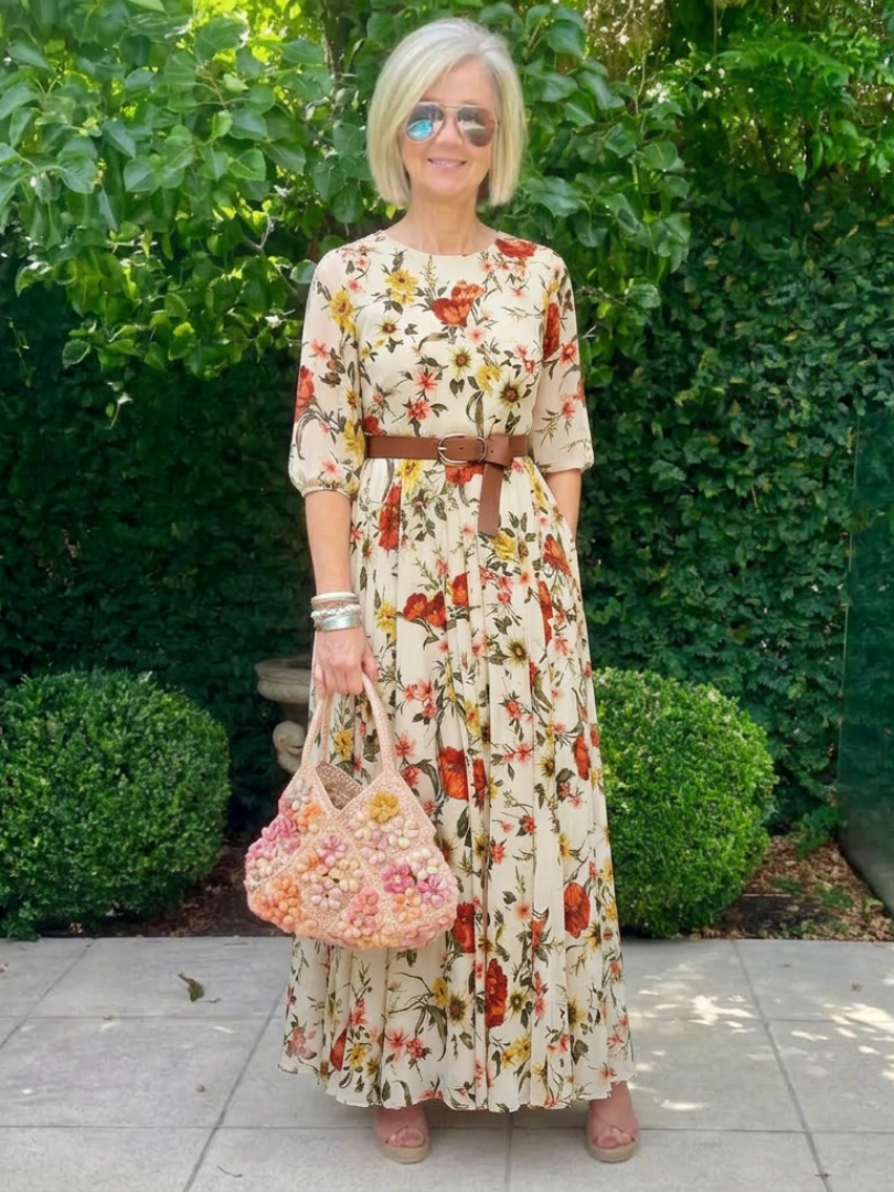 Isabel | Maxi dress com cinto, decote redondo e mangas três quartos