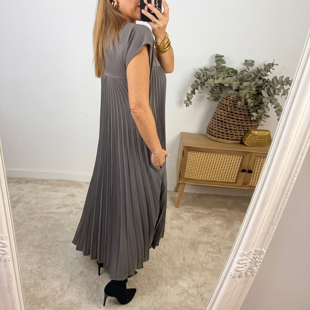 Ana - The Eternal and Comfortable Dress