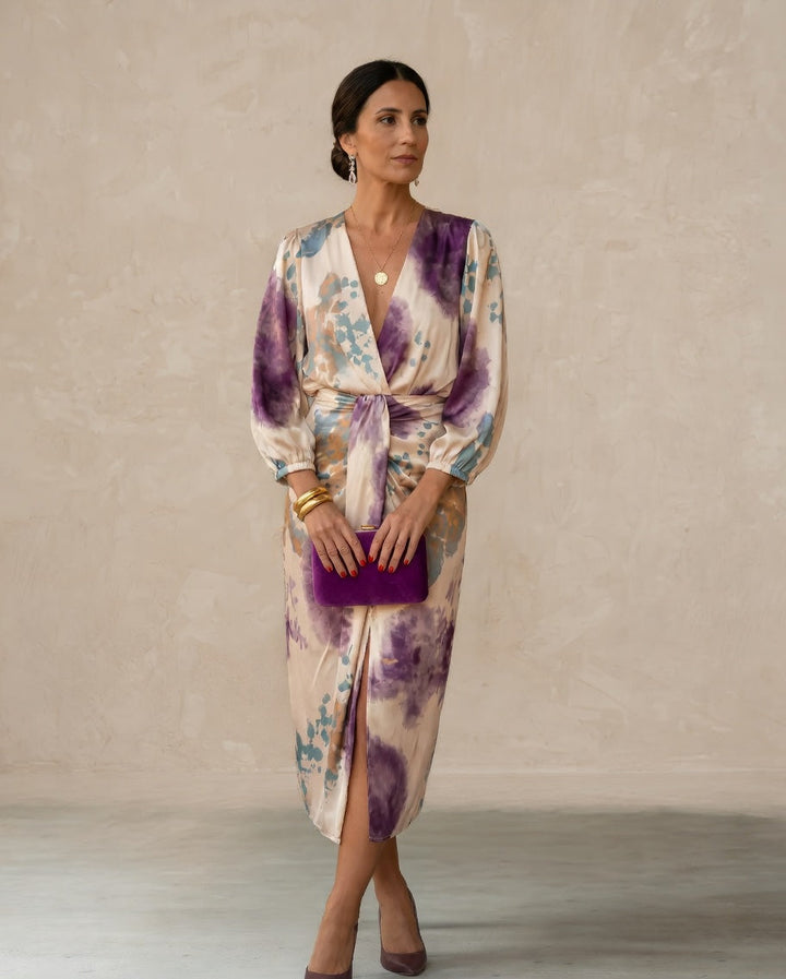 Valéria - Elegant V-neck Dress