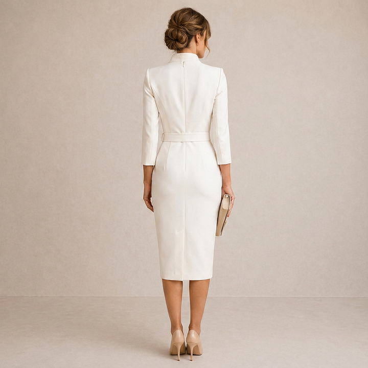 Teresa - Vestido preto com cintura marcada