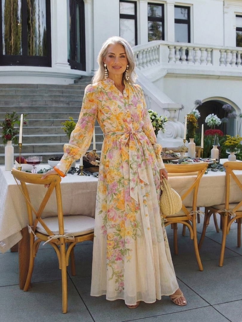 Delfim | Vestido comprido esvoaçante com mangas compridas e motivos florais